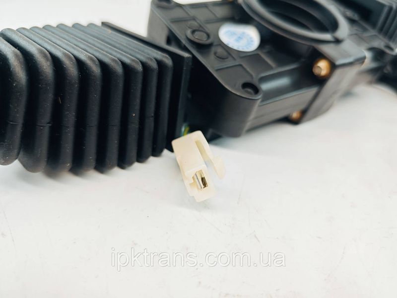 Реверс хода погрузчика Maximal FD20-40, FG20-35 № 30424-00016, 30424-00017, 67-JK803XL4-0000, 3042400016 3042400016 фото