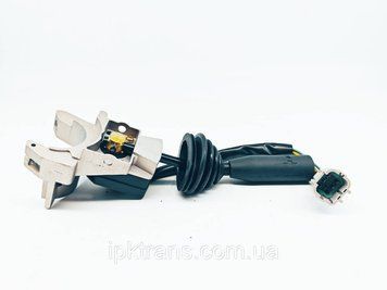 Реверс хода, реверсор погрузчика Komatsu FD20-30, FG20-30 № 3EB-55-32222, 3EB5532222 3EB5532222 фото