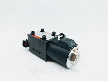 Клапан електромагнітний, соленоїд погрузчика TCM FD10-30, FG10-30 № 12N53-82551, 12N53-82552, 12N5382551, 12N5382552 9132810030 фото