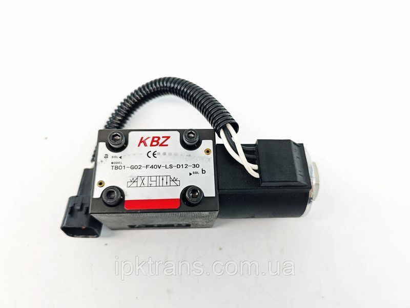 Клапан електромагнітний, соленоїд погрузчика TCM FD10-30, FG10-30 № 12N53-82551, 12N53-82552, 12N5382551, 12N5382552 9132810030 фото